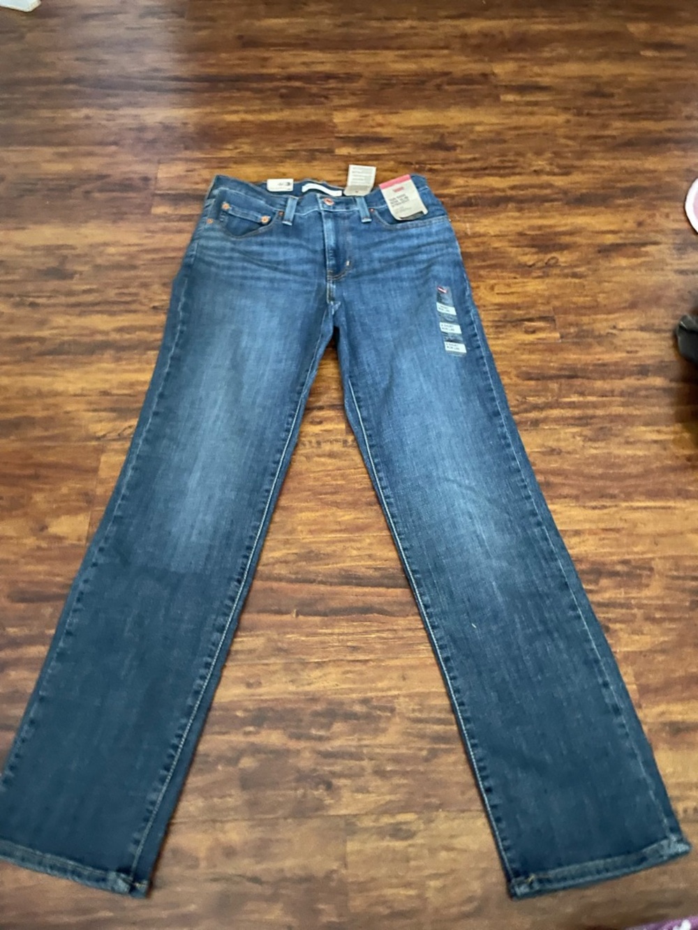 Levi's Women's 724 high rise slim straight